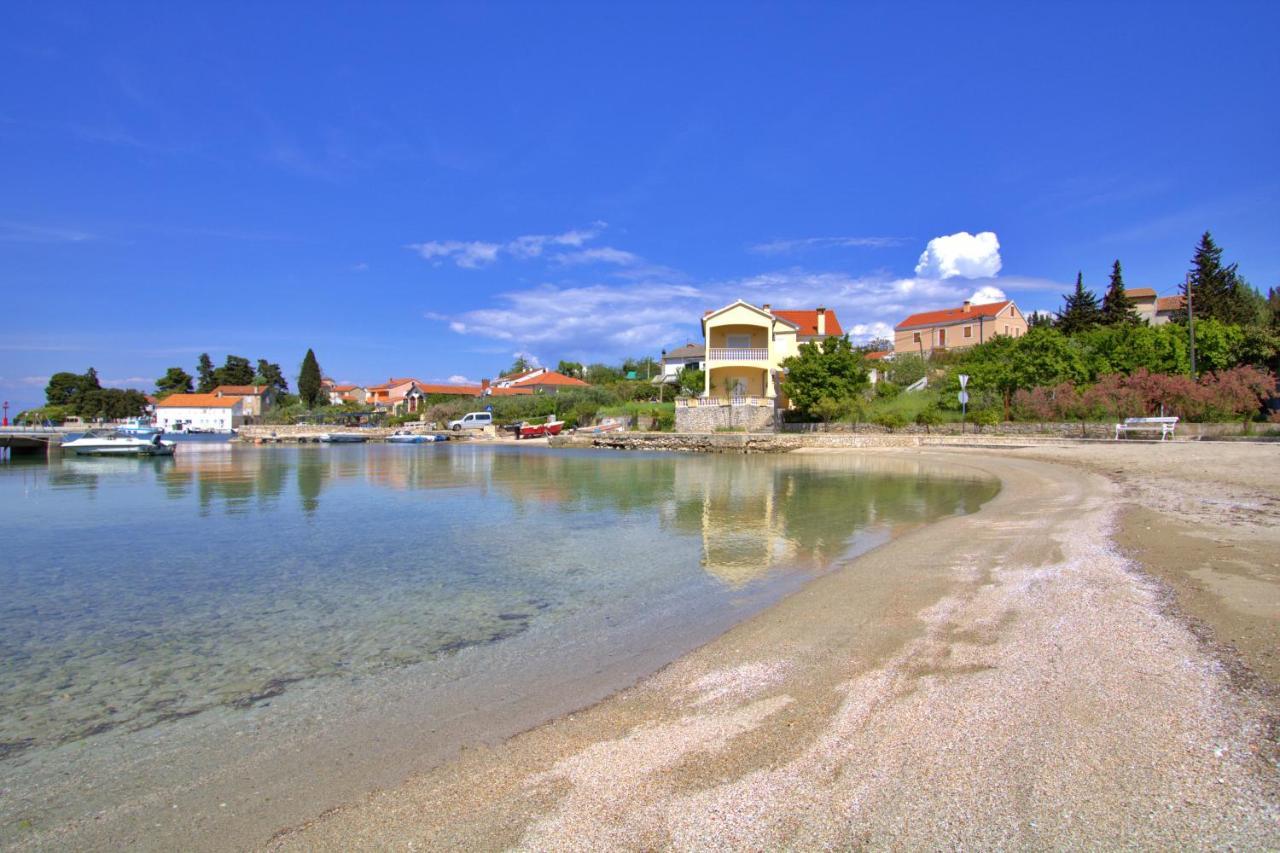 Sunshine Place By The Beach Lukoran Екстериор снимка